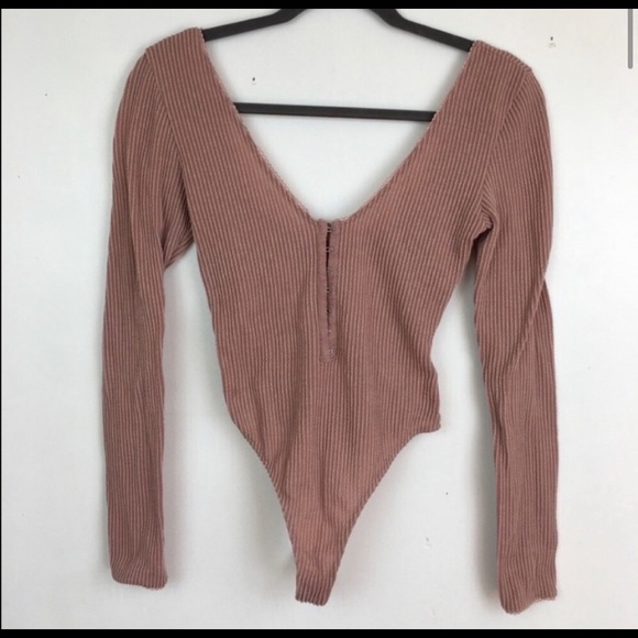 Urban outfitter bodysuit - Picture 4 of 11